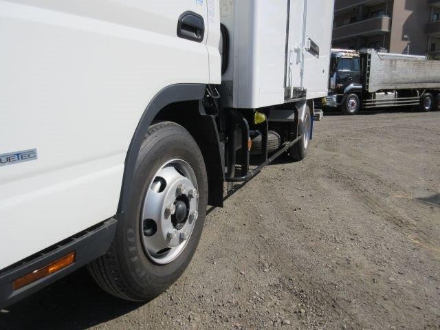 中古トラック 三菱ふそう冷蔵冷凍車 #12