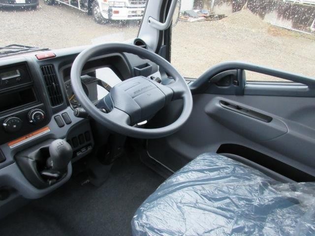 中古トラック 三菱ふそう冷蔵冷凍車 ＃16