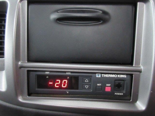 中古トラック 日野冷凍バン #18