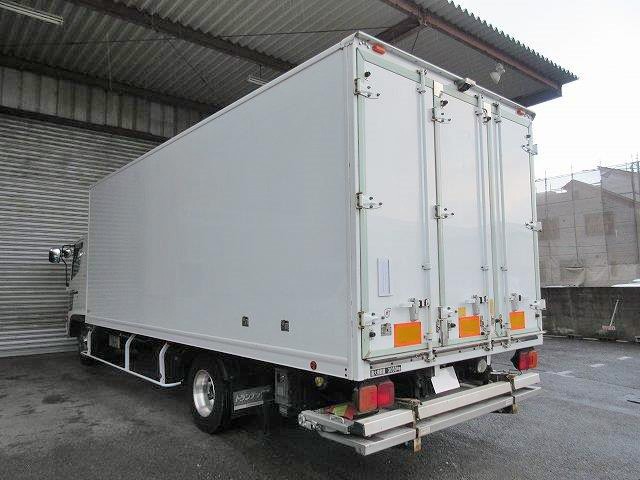 中古トラック 日野冷凍バン ＃4