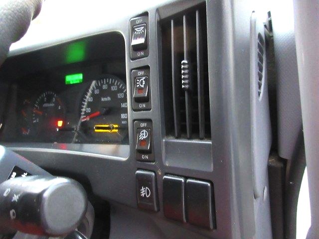 中古トラック いすゞ冷凍バン #21