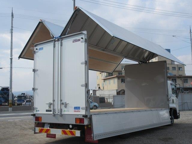 中古トラック いすゞアルミウィング ＃3