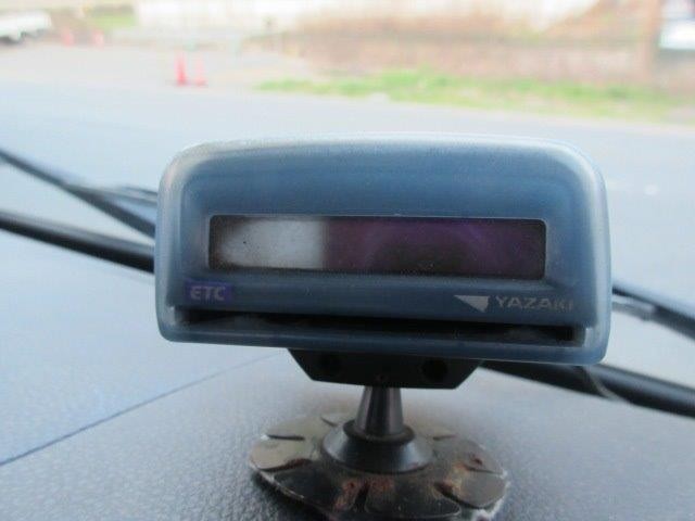 中古トラック UDトラックスタンク車 #19
