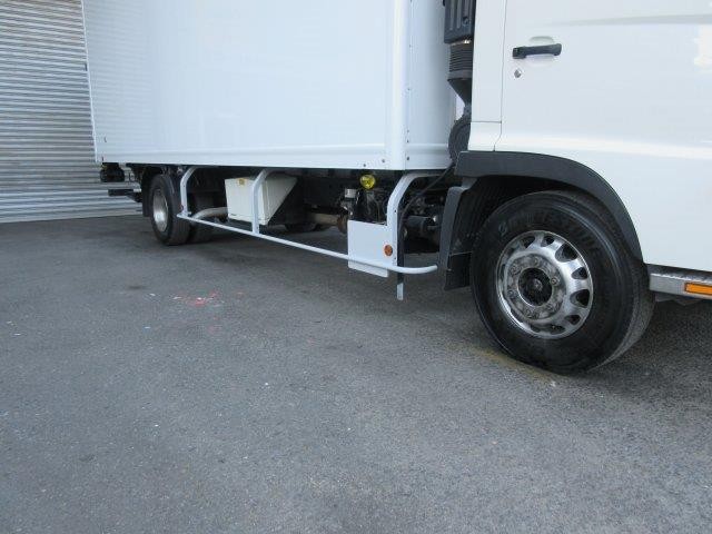 中古トラック 日野冷凍バン ＃9