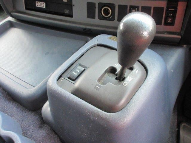 中古トラック 日野冷凍冷蔵車 #17