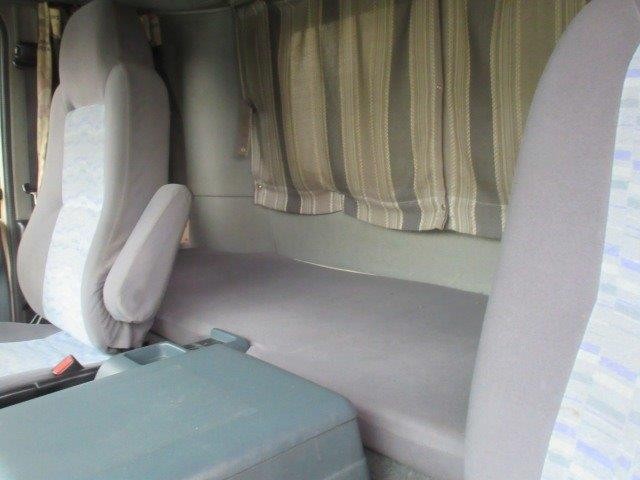 中古トラック UDトラックスアルミウィング ＃24