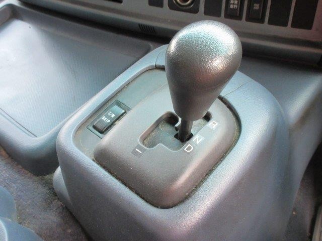 中古トラック 日野冷凍バン #18