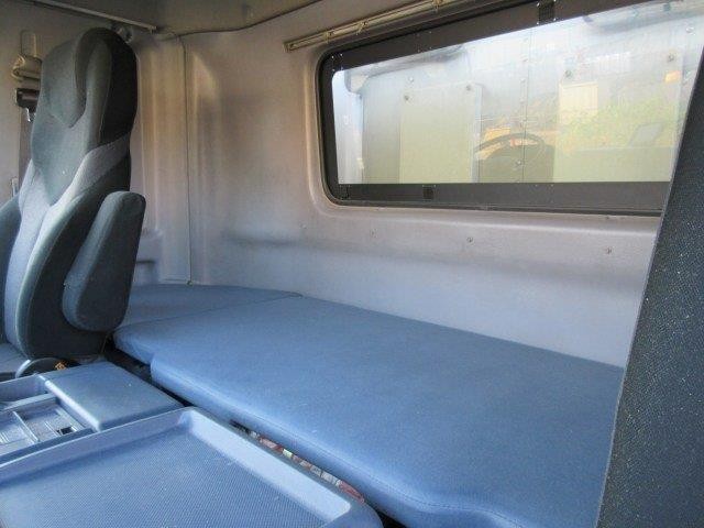 中古トラック 日野冷凍バン #23