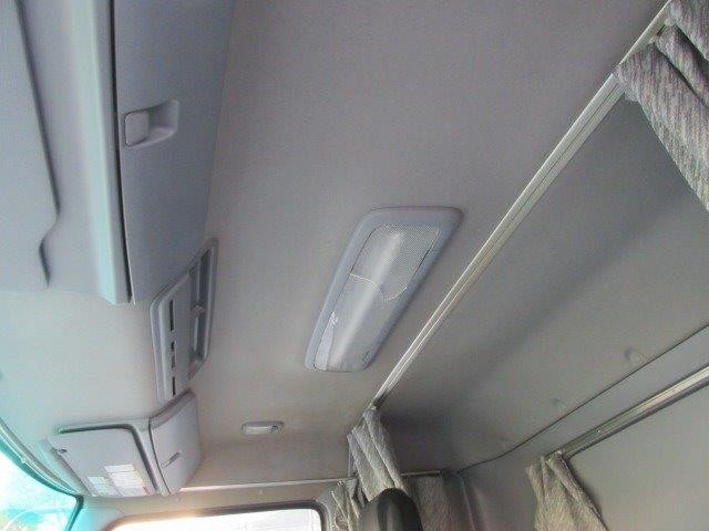 中古トラック 日野冷凍バン ＃24