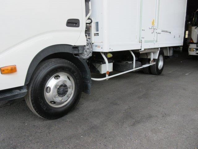 中古トラック 日野冷凍バン ＃13