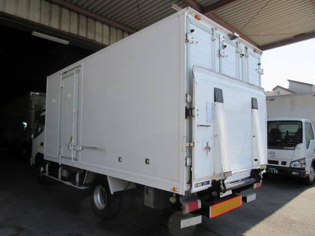 中古トラック 日野冷凍バン ＃4