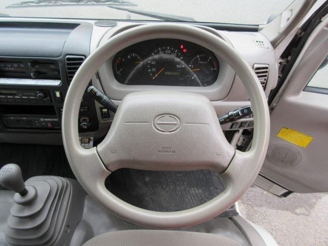 中古トラック 日野冷凍バン #17