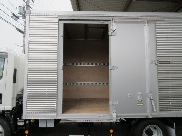 中古トラック いすゞアルミバン #9