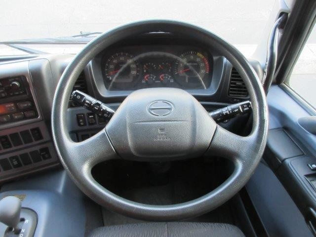 中古トラック 日野冷凍バン ＃16