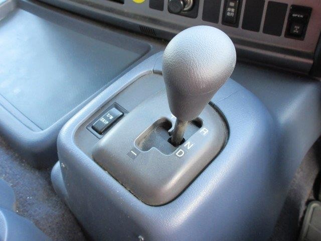 中古トラック 日野冷凍バン ＃19