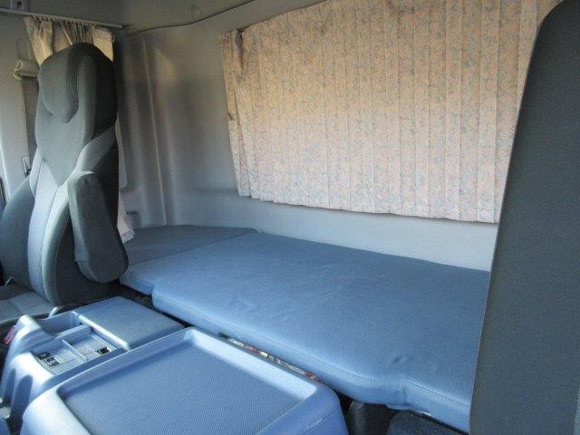 中古トラック 日野冷凍バン #24