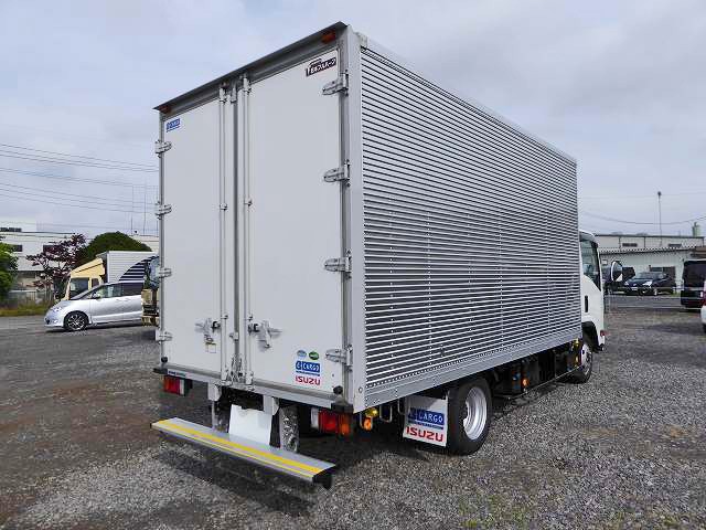 中古トラック いすゞアルミバン ＃3
