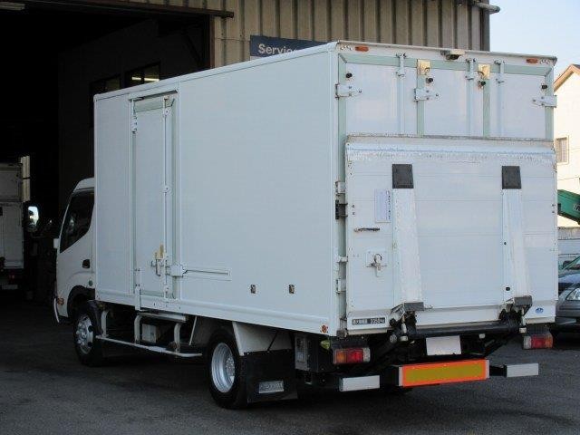 中古トラック 日野冷凍バン ＃4