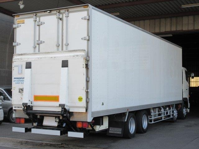 中古トラック 日野冷凍バン ＃3