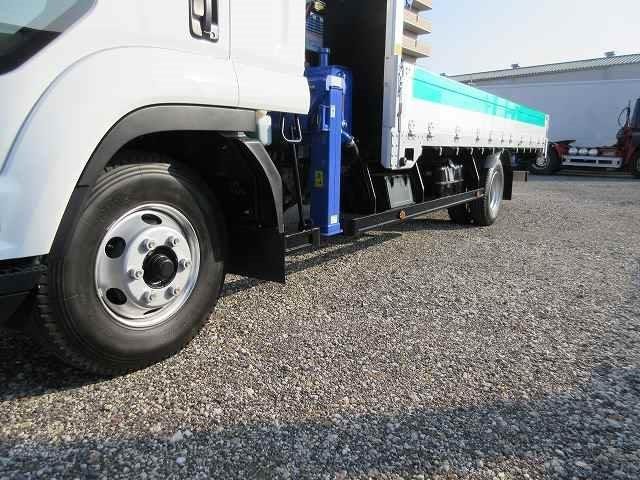 中古トラック いすゞ平ボディクレーン付 ＃13