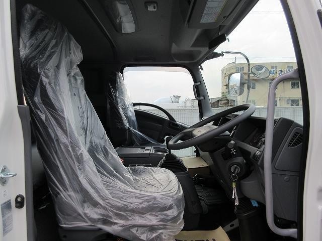 中古トラック いすゞ平ボディクレーン付 ＃16