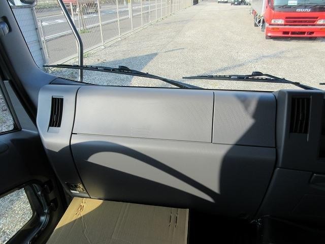 中古トラック いすゞ平ボディクレーン付 ＃17