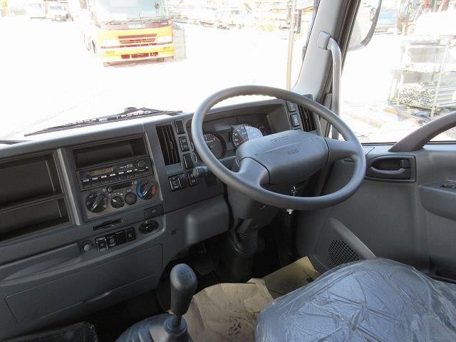 中古トラック いすゞ平ボディクレーン付 ＃18