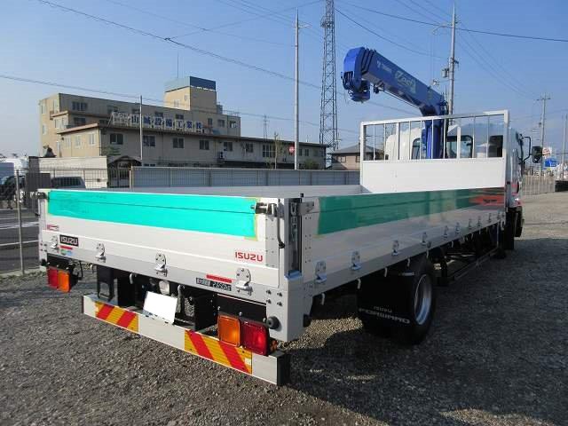 中古トラック いすゞ平ボディクレーン付 ＃3