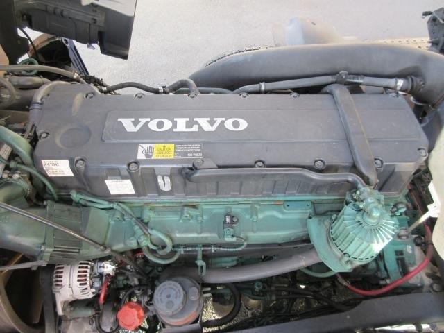 中古トラック ボルボトラクタヘッド ＃11