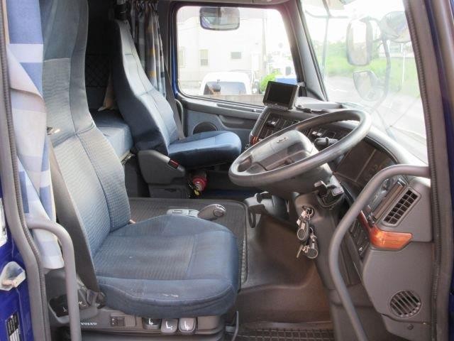 中古トラック ボルボトラクタヘッド ＃12