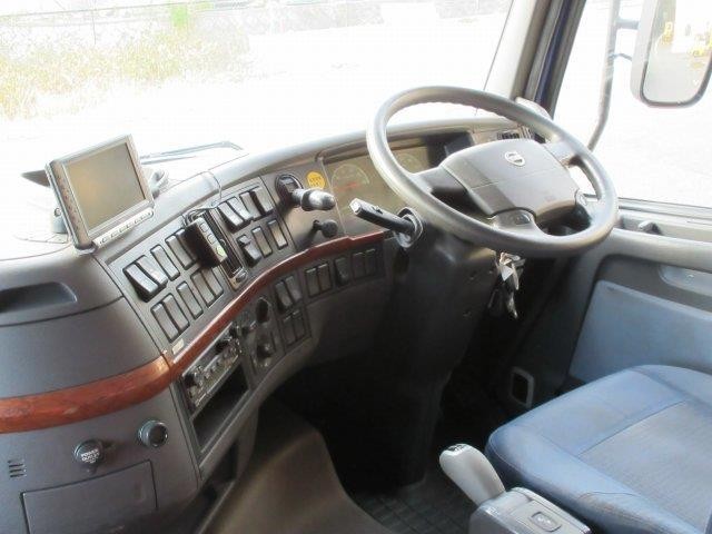 中古トラック ボルボトラクタヘッド ＃14