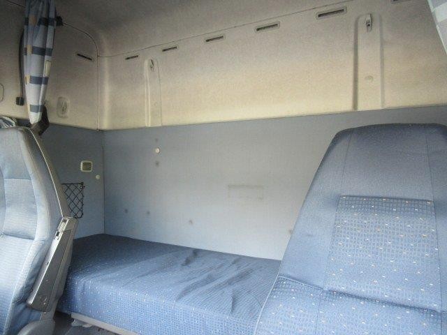 中古トラック ボルボトラクタヘッド ＃23