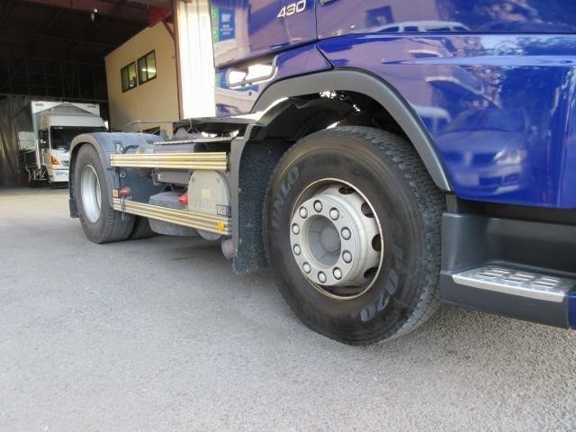 中古トラック ボルボトラクタヘッド ＃8