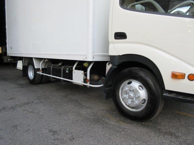 中古トラック 日野冷凍冷蔵車 ＃11