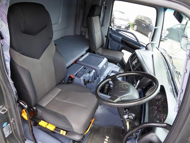 中古トラック 日野キャブオーバ #16