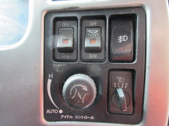 中古トラック UDトラックスアルミウィング #22