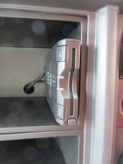 中古トラック いすゞ冷凍冷蔵車 #19