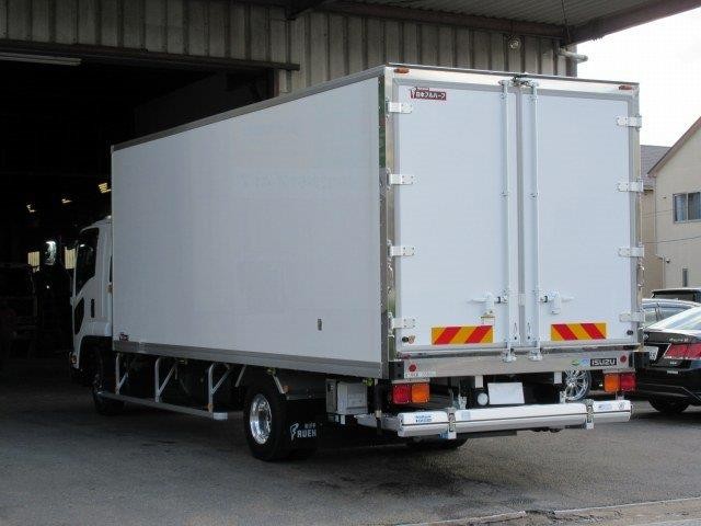 中古トラック いすゞ冷凍冷蔵車 #4
