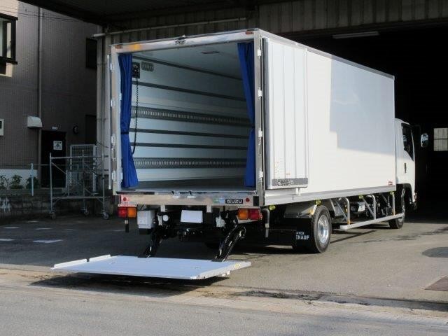 中古トラック いすゞ冷凍冷蔵車 #5