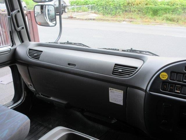 中古トラック いすゞコンテナ専用車 #11
