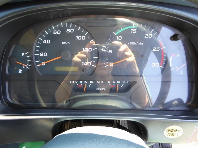 中古トラック UDトラックスクレーン付 ＃15