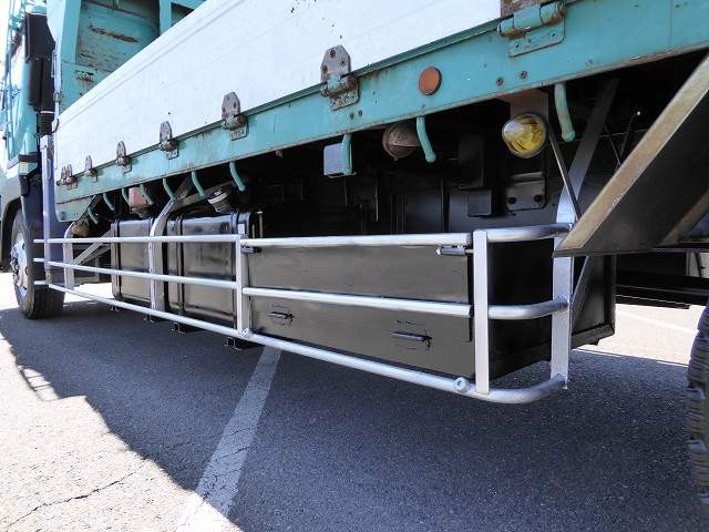 中古トラック UDトラックスクレーン付 #9