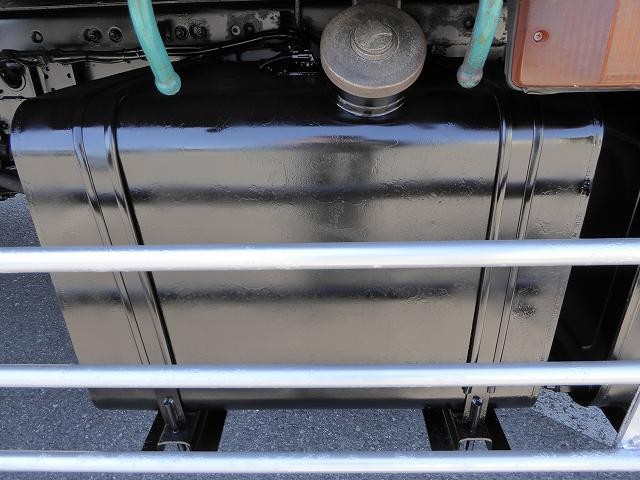 中古トラック UDトラックスクレーン付 ＃10