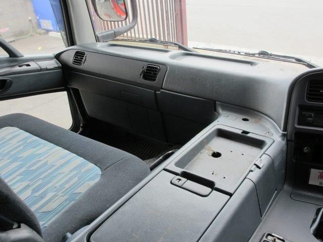 中古トラック 三菱ふそう冷蔵冷凍車 ＃13