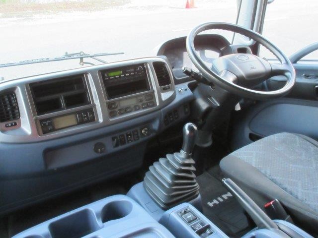 中古トラック 日野冷蔵冷凍車 #17