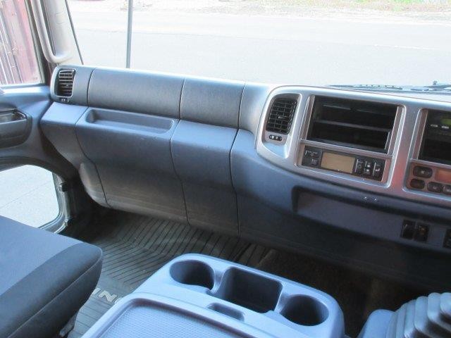 中古トラック 日野冷凍バン #19