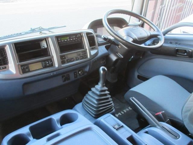 中古トラック 日野冷凍バン #20