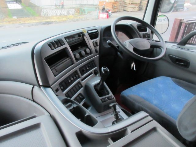 中古トラック UDトラックスアルミウィング #15