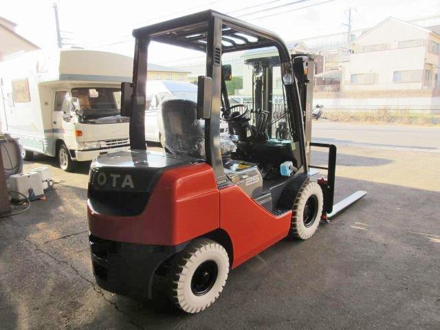 トヨタ、GENEO、建設機械、02-8FDL25・中古トラックの販売・買取 