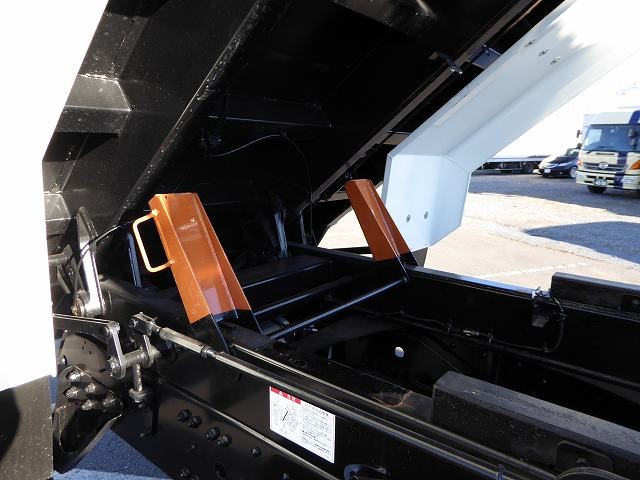 中古トラック 三菱ふそうダンプ #8